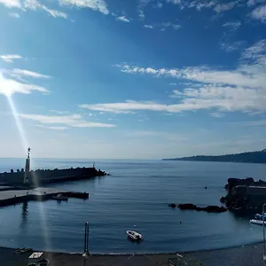 Bed & Breakfast La Spiaggetta Di Stazzo, Acireale